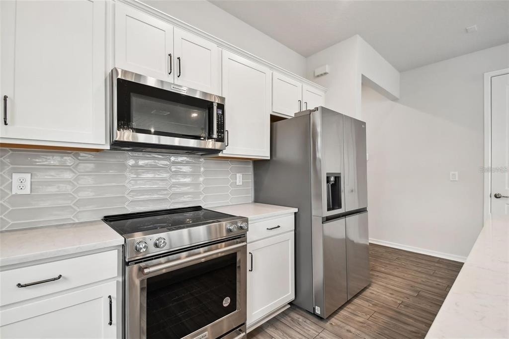 13144 Peachleaf Avenue - Photo 7