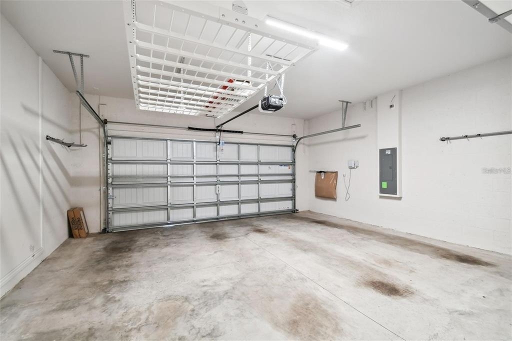 13144 Peachleaf Avenue - Photo 35