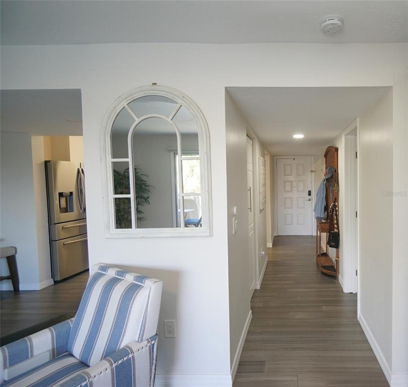 6325 Newtown Circle - Photo 3