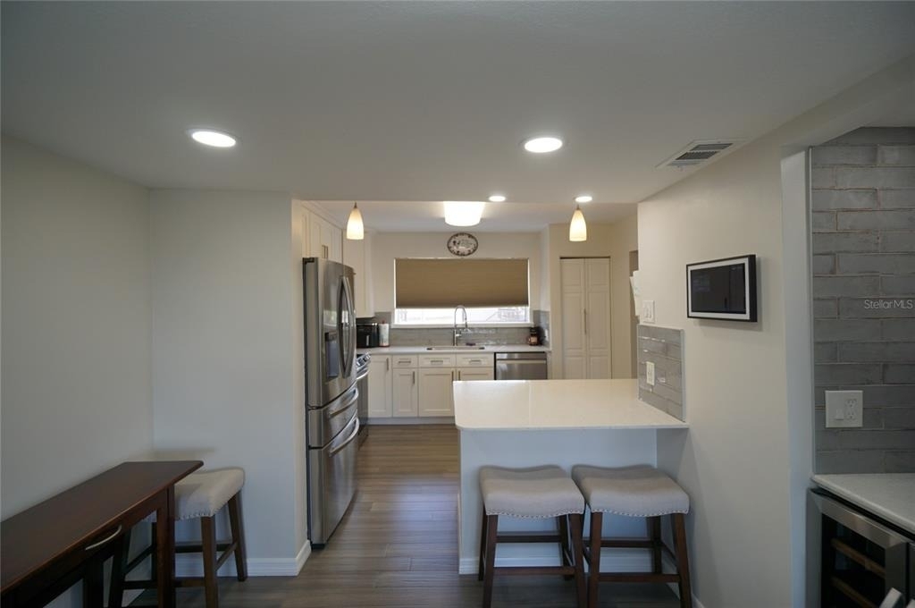 6325 Newtown Circle - Photo 8