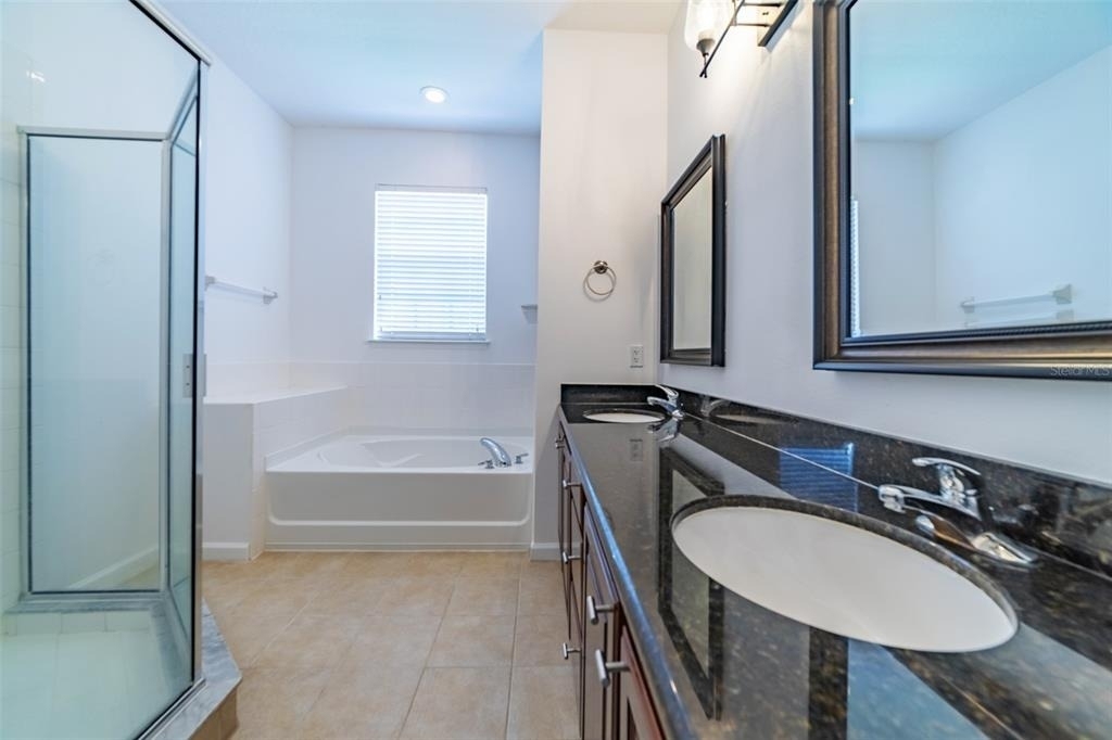528 Jasmine Way - Photo 21
