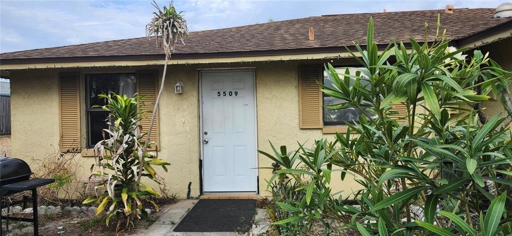 5509 Riddle Road - Photo 1