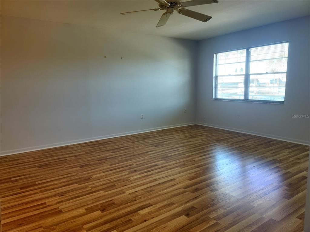 5850 18th Street N - Photo 8