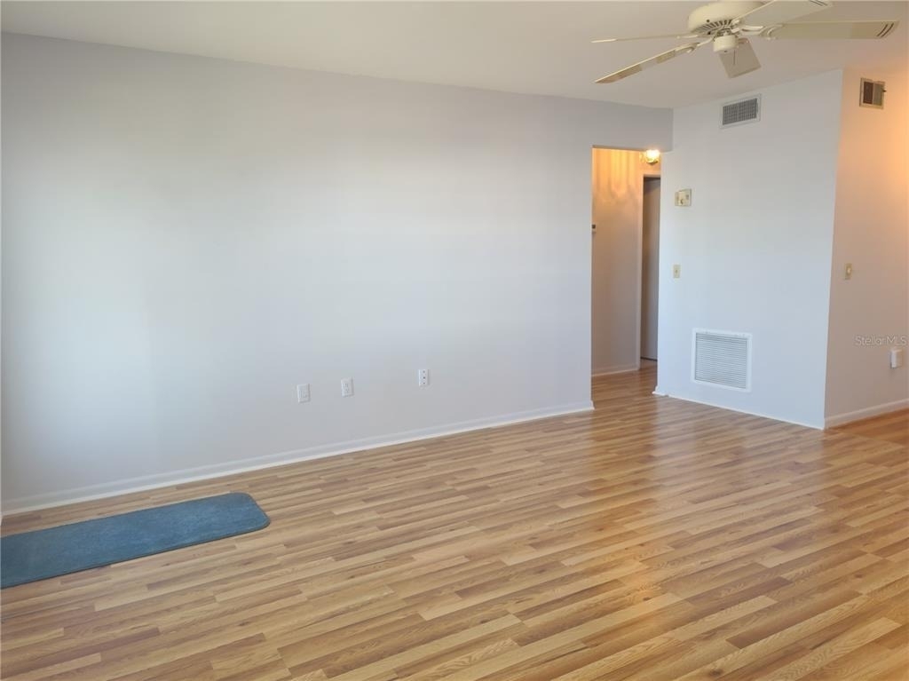 5850 18th Street N - Photo 9