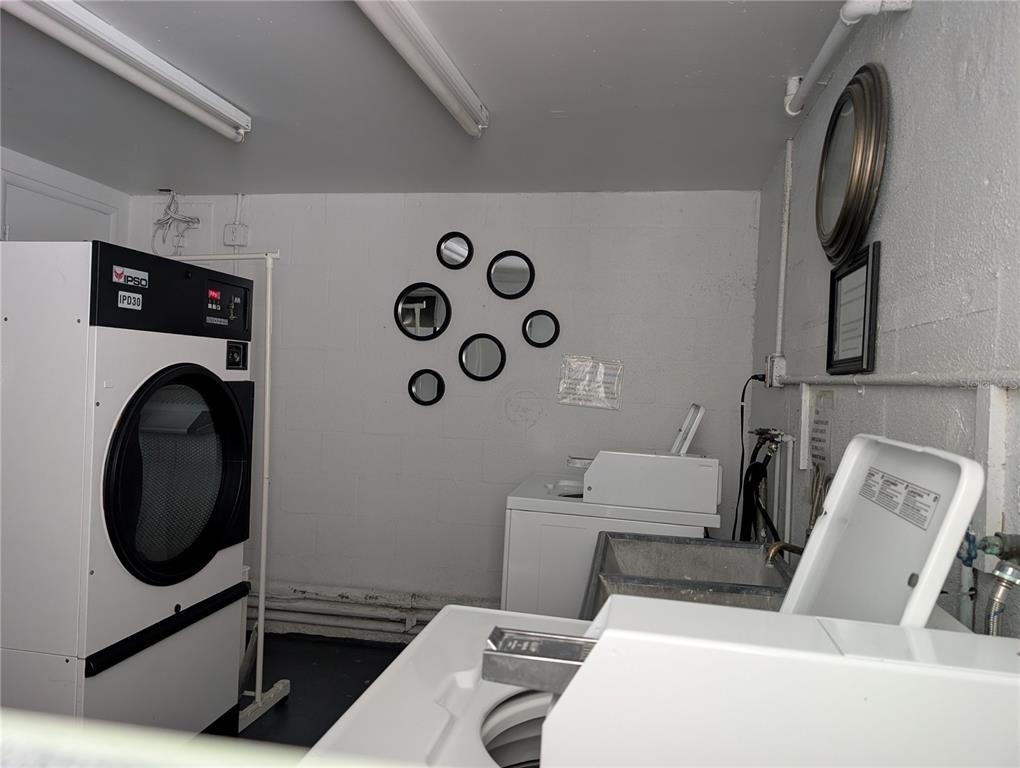 5850 18th Street N - Photo 35