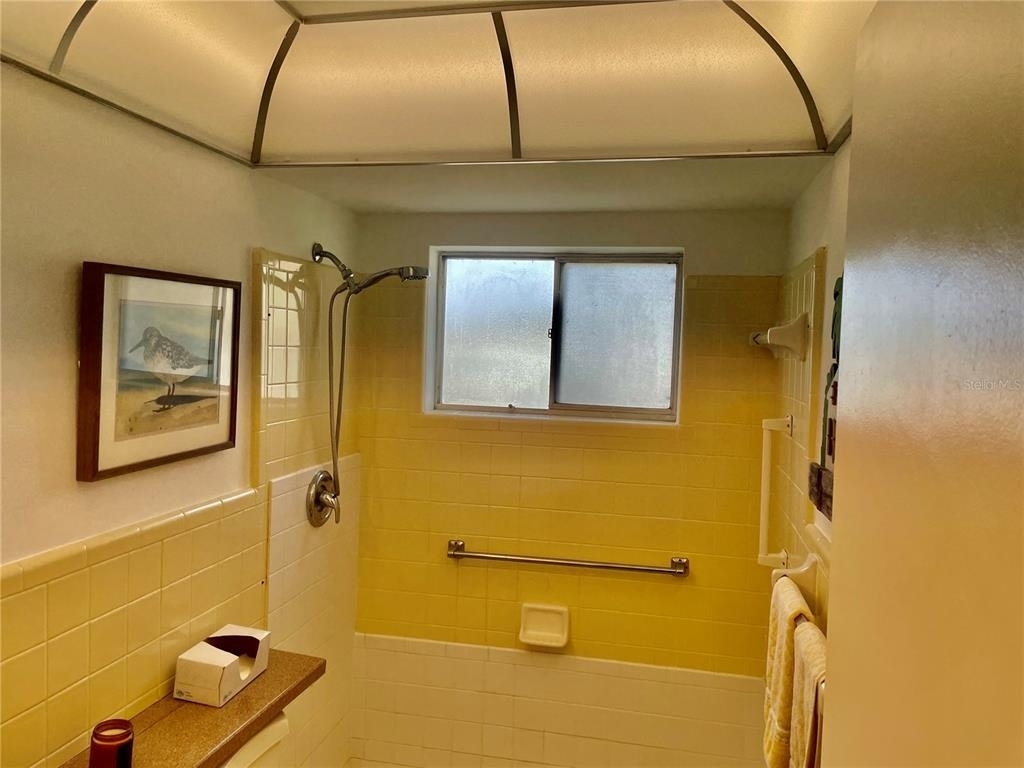 11100 86th Avenue - Photo 15