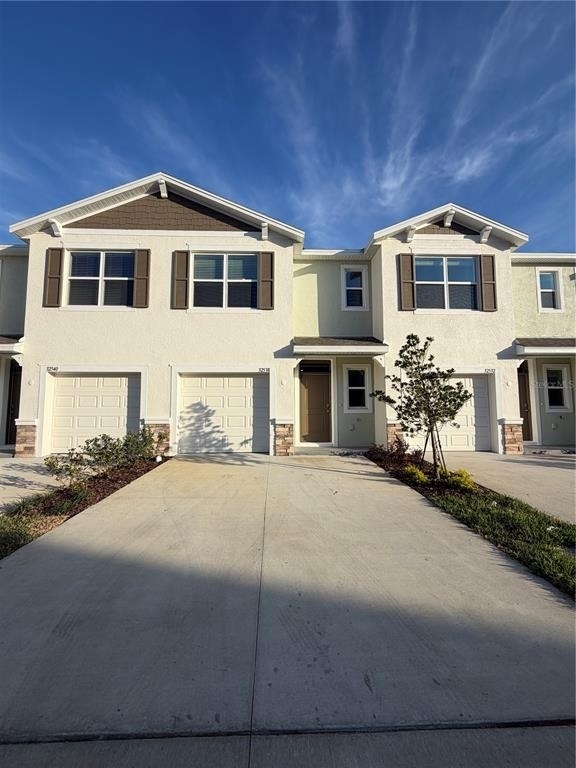 32538 Midsummer Night Lane - Photo 1