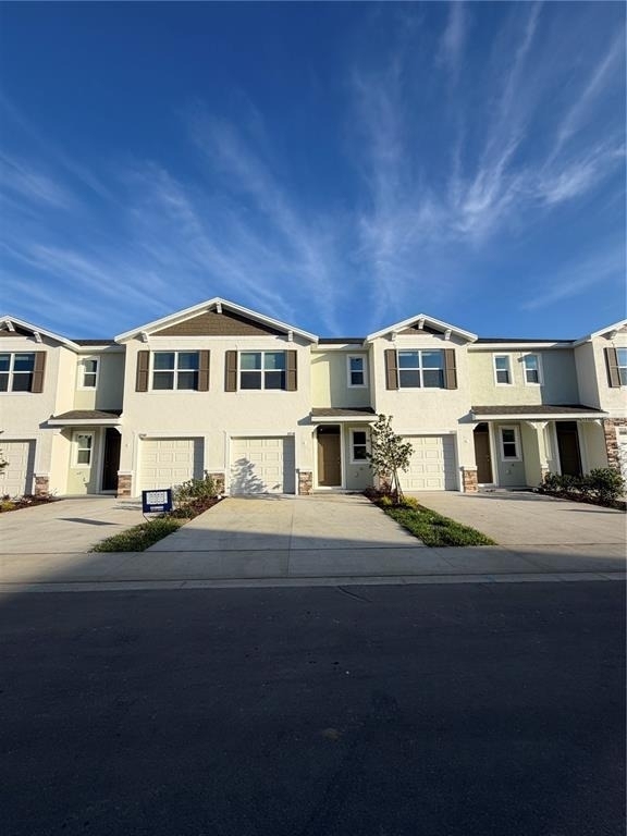 32538 Midsummer Night Lane - Photo 0