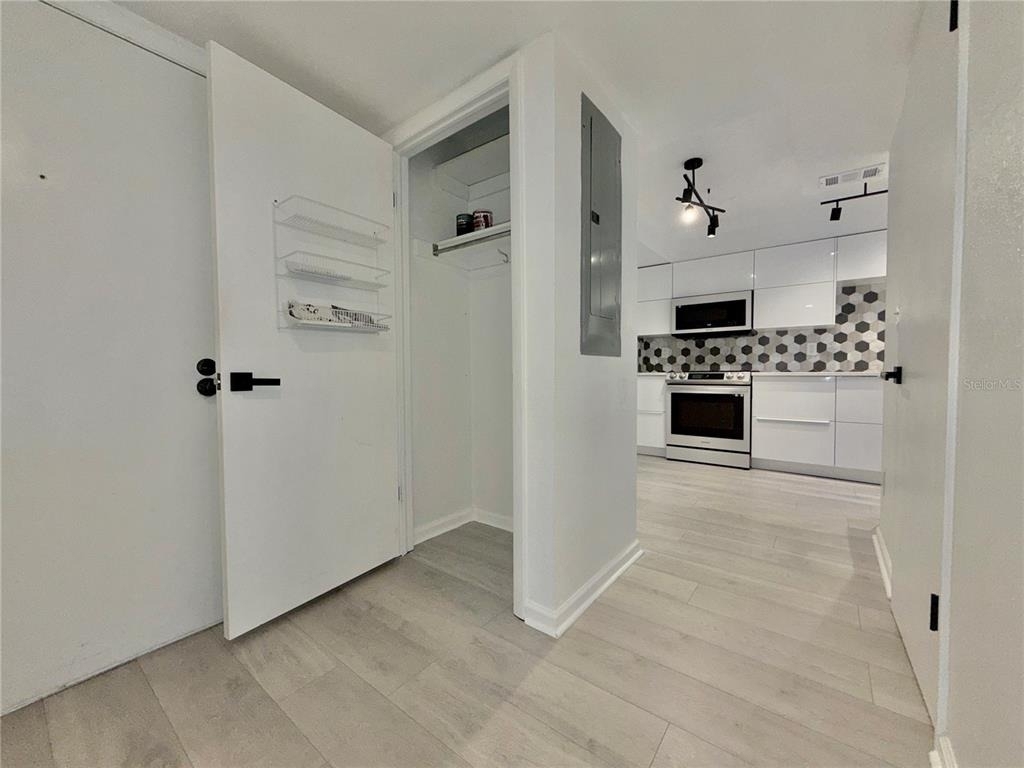 3707 Pine Cone Circle - Photo 3