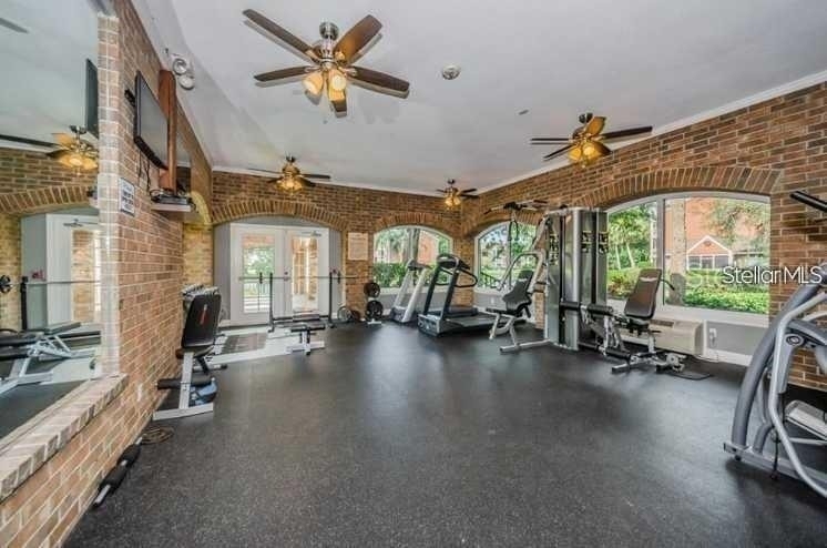 10200 Gandy Boulevard N - Photo 61
