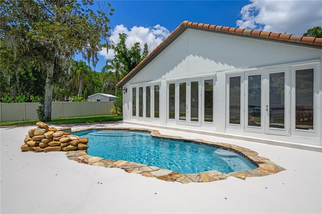 325 Magnolia Street - Photo 19