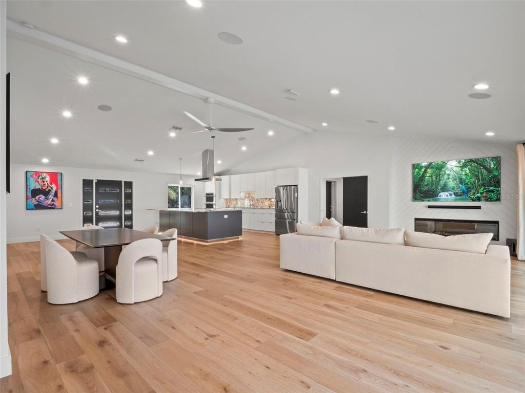 1021 Temple Grove Place - Photo 11
