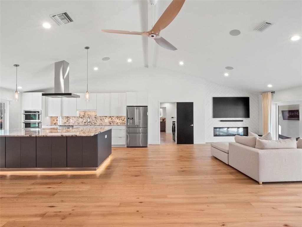 1021 Temple Grove Place - Photo 5