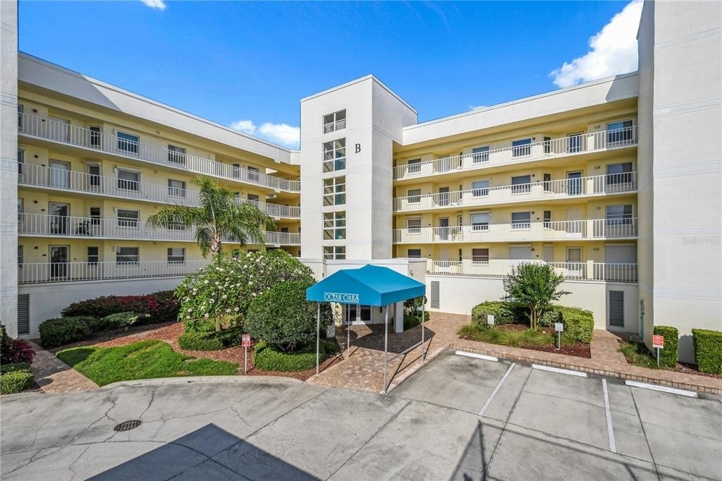 8700 Ridgewood Avenue - Photo 1