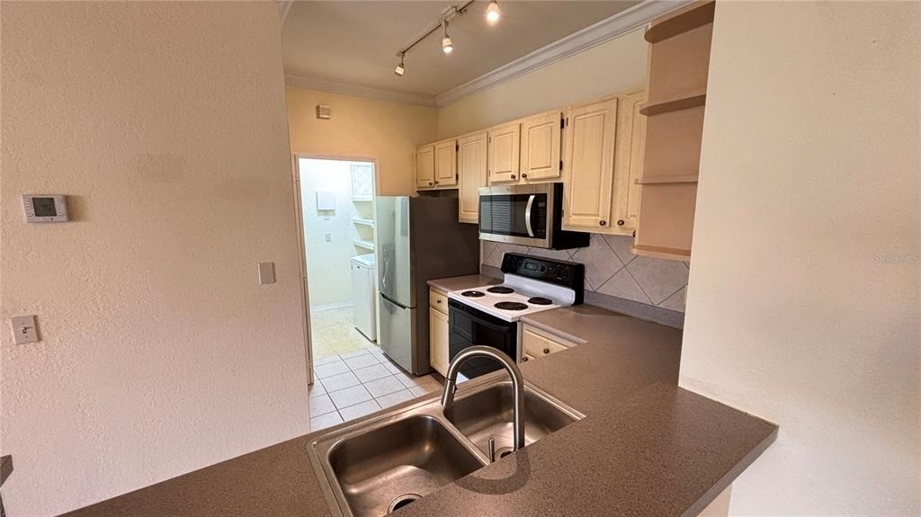 1325 Lake Shadow Circle - Photo 2