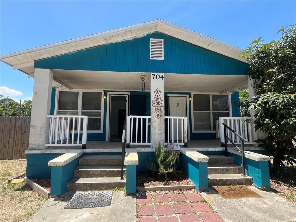 704 Tennessee Street - Photo 0