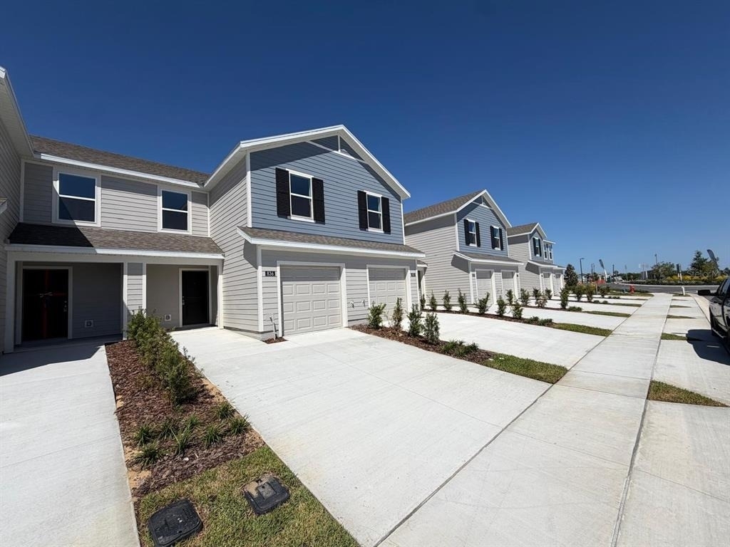 836 Lynx Street - Photo 1