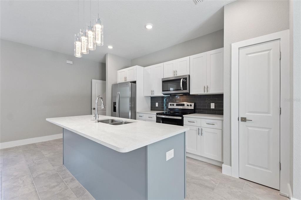 3707 Fontainebleau Street - Photo 8
