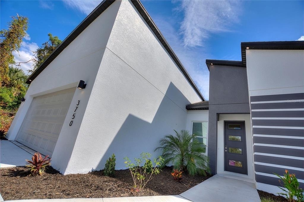 3707 Fontainebleau Street - Photo 3