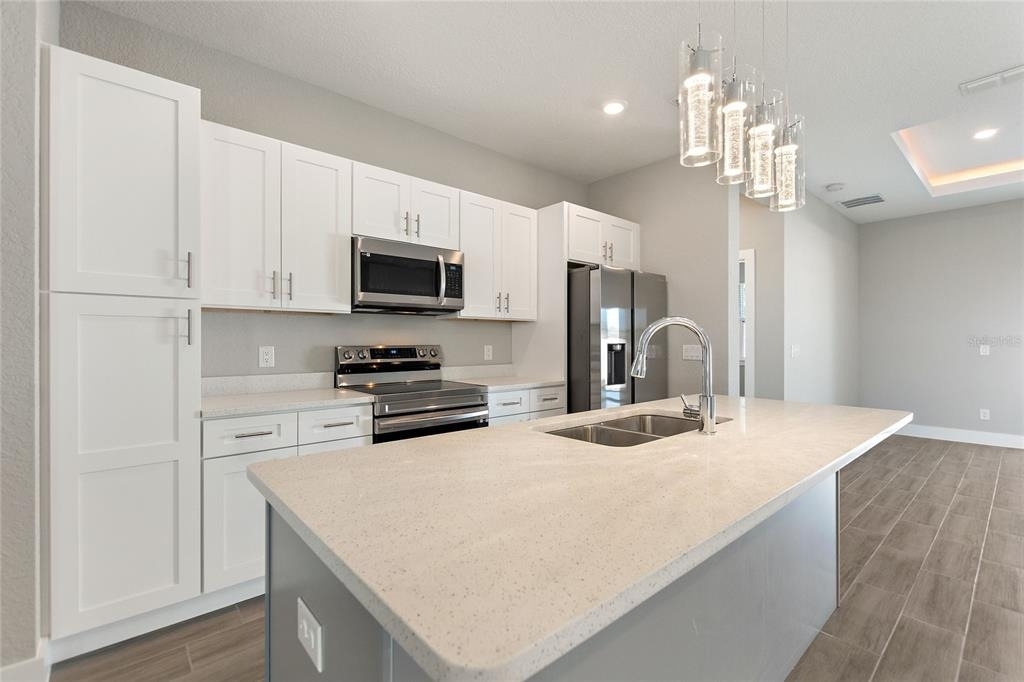 802 James Drive - Photo 10