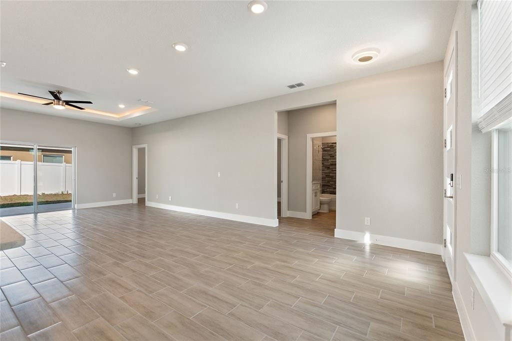 802 James Drive - Photo 4