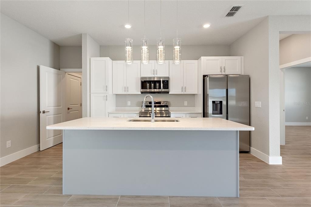 802 James Drive - Photo 9