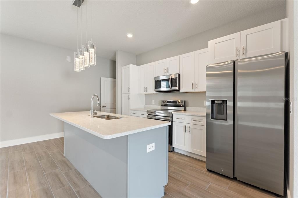 802 James Drive - Photo 8
