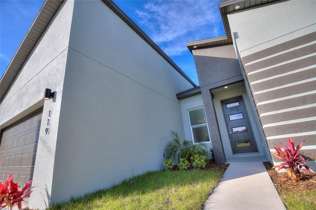 119 Tulip Lane - Photo 2