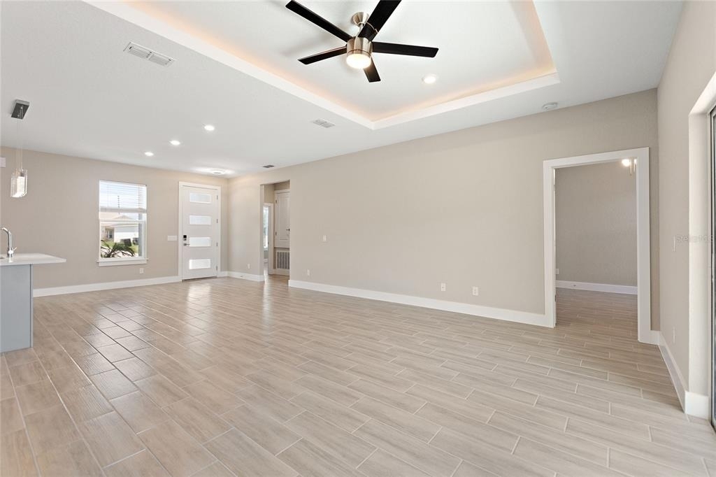302 Elderberry Court - Photo 4