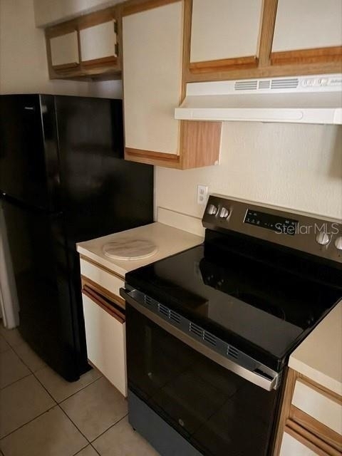 208 Afton Square - Photo 2