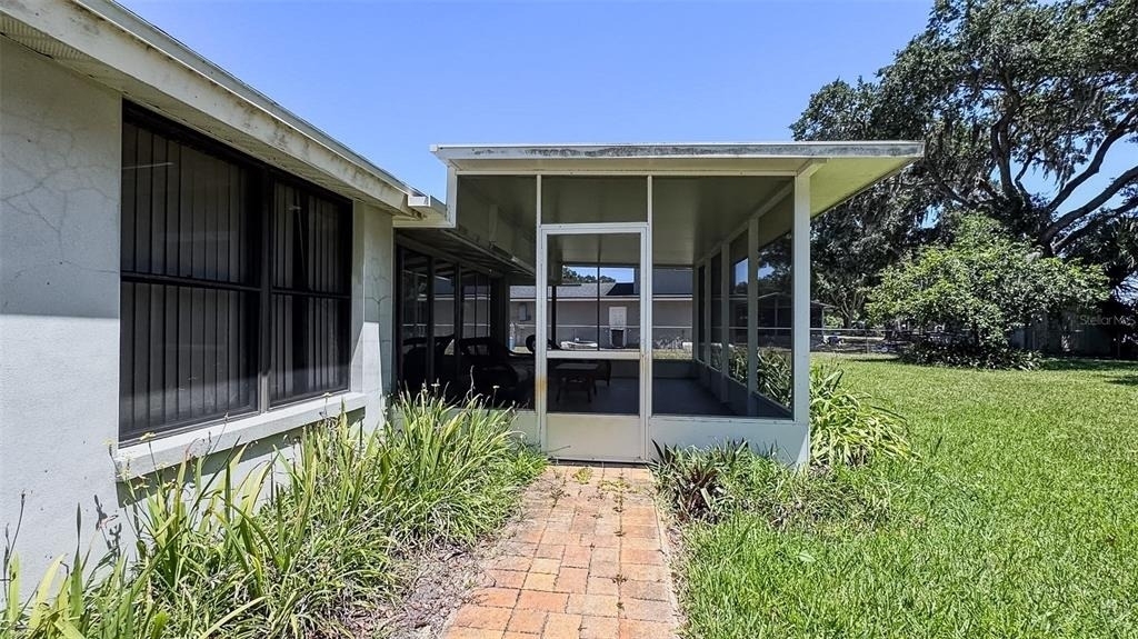 3895 Conine Drive E - Photo 13