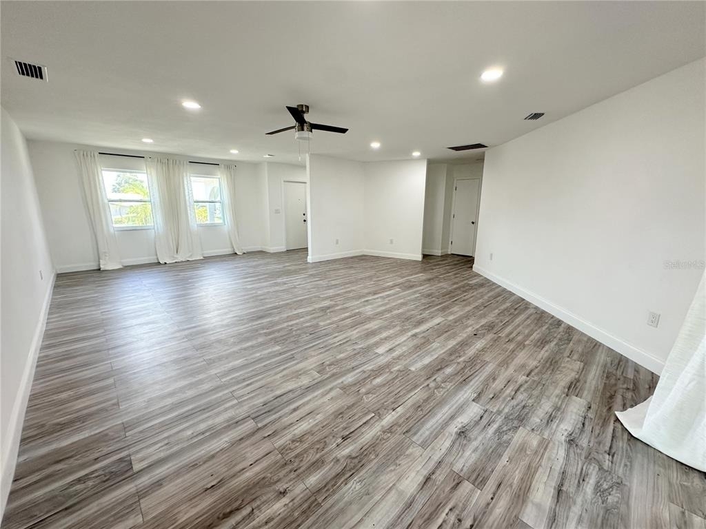 1081 Humboldt Street - Photo 3