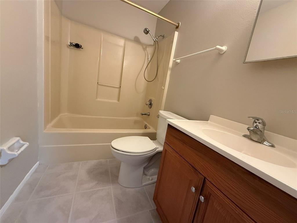 11081 Pendleton Avenue - Photo 6