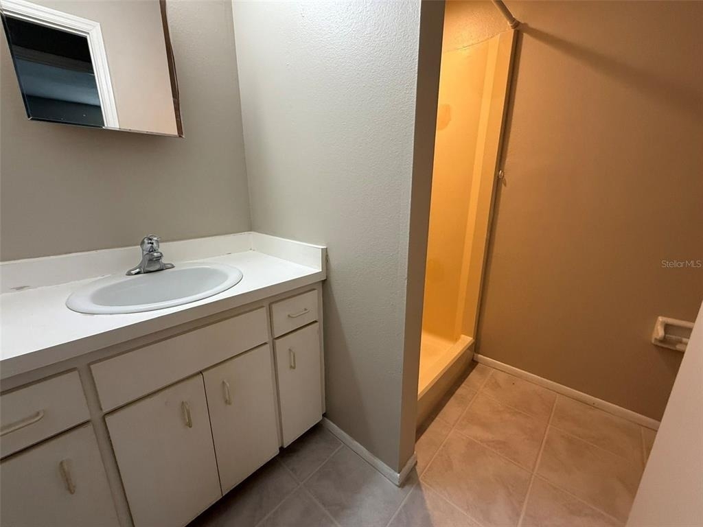 11081 Pendleton Avenue - Photo 8