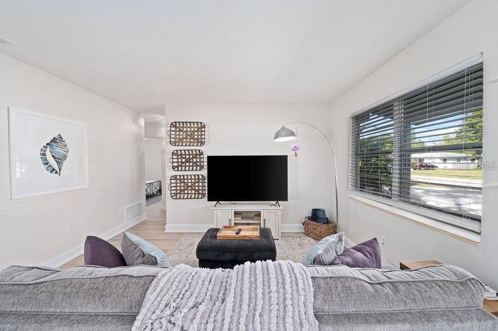 2676 Martin Street - Photo 4