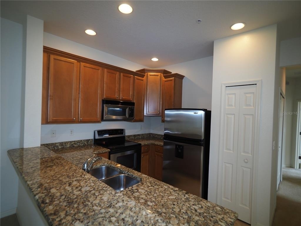 3617 Parkridge Circle - Photo 3