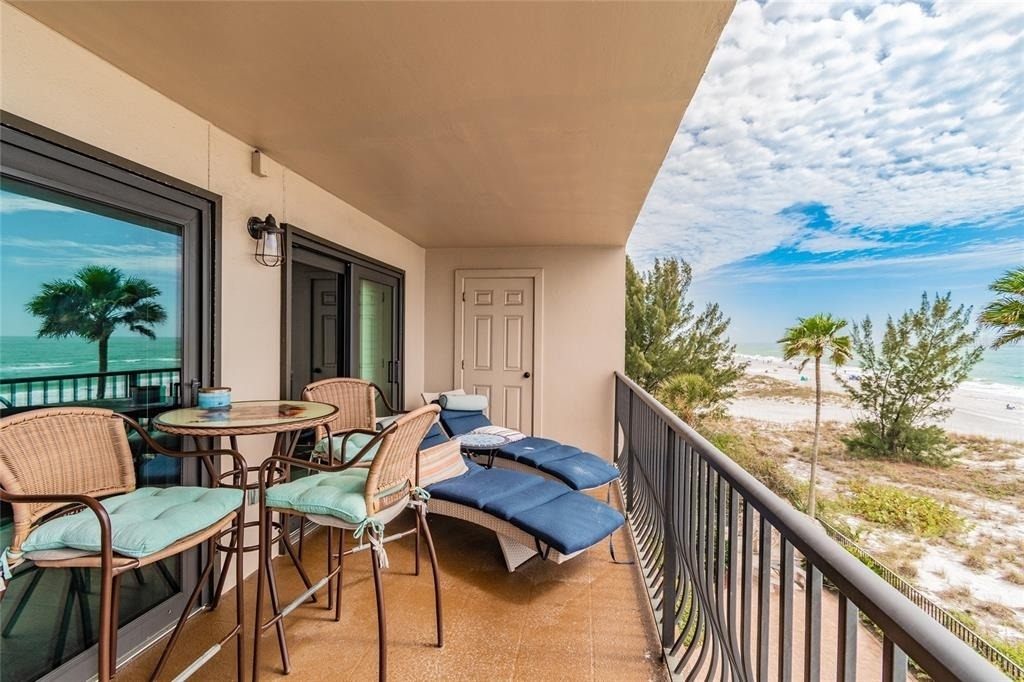 13650 Gulf Boulevard - Photo 27