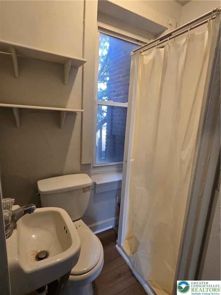 713 W Gordon Street - Photo 5