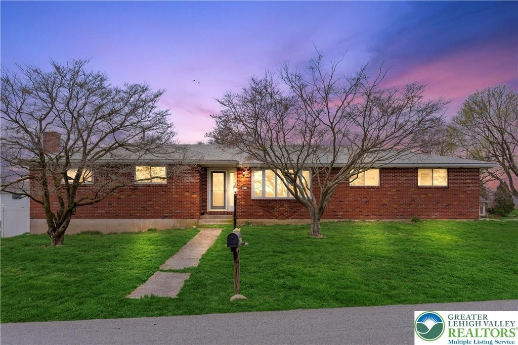1471 2nd Street - Photo 0