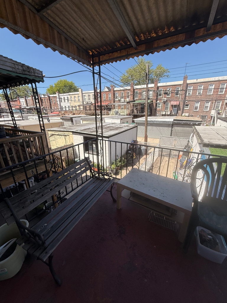 EAST 29TH - Photo 1
