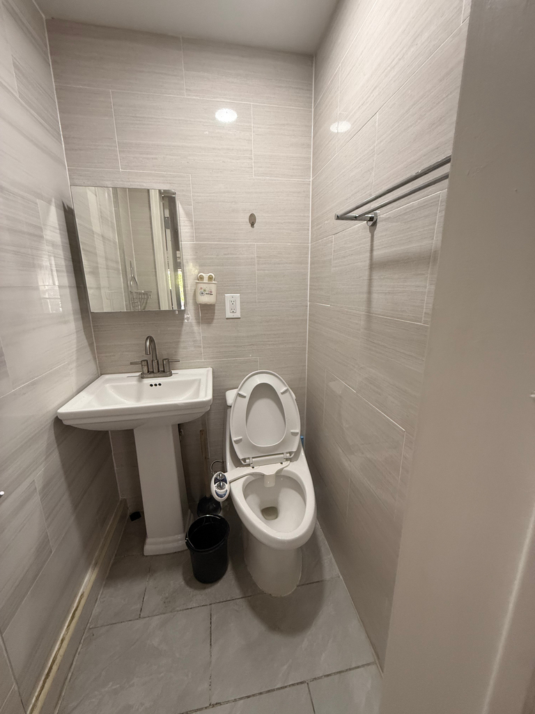 EAST 29TH - Photo 5
