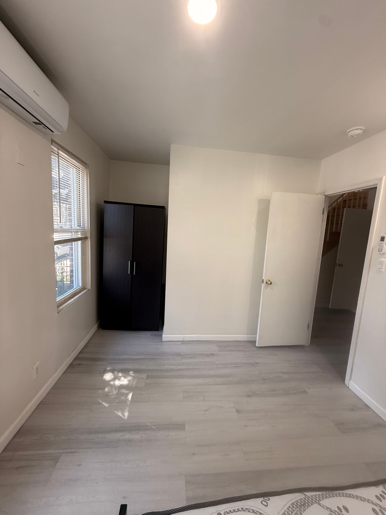 EAST 29TH - Photo 6