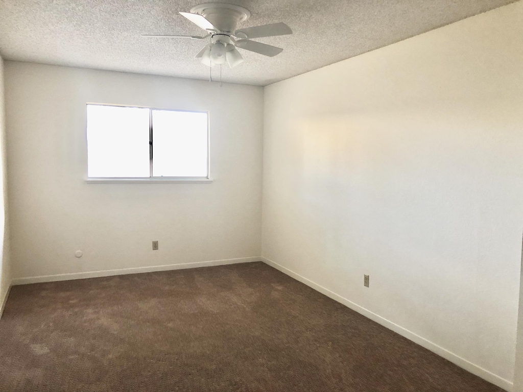 7136 Orizaba Avenue - Photo 2