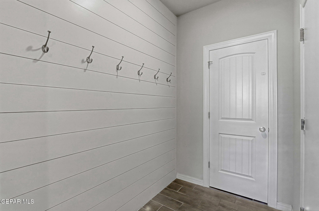 7509 Enchanted Park - Photo 4