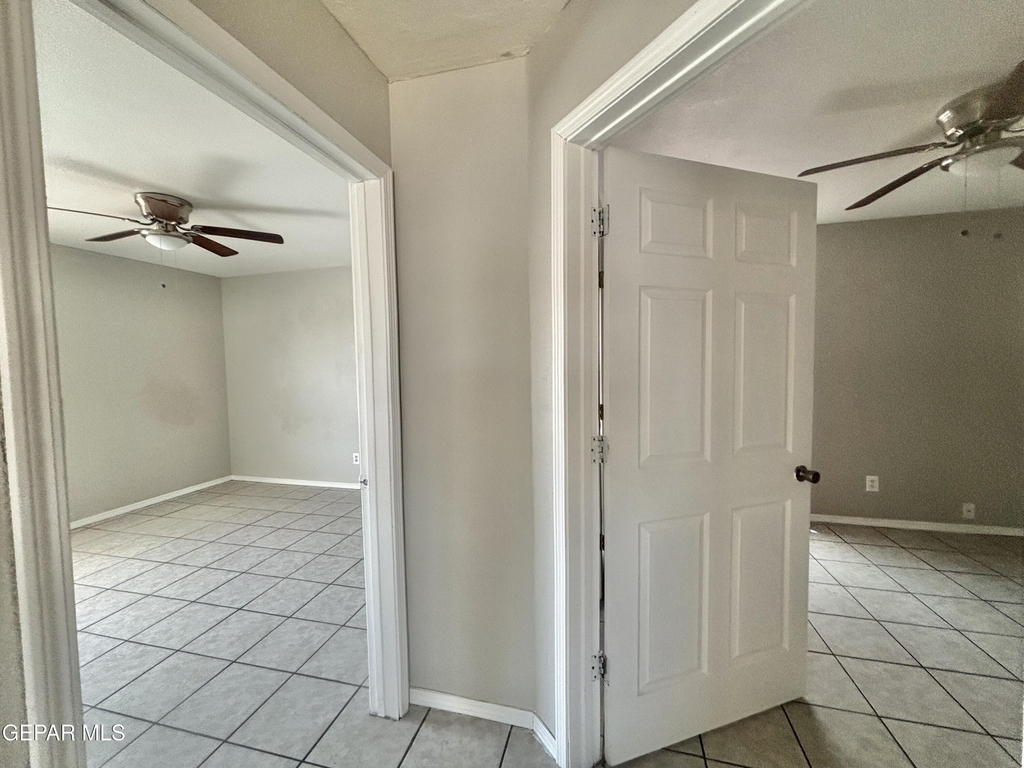 10281 Valle Del Mar Drive - Photo 7