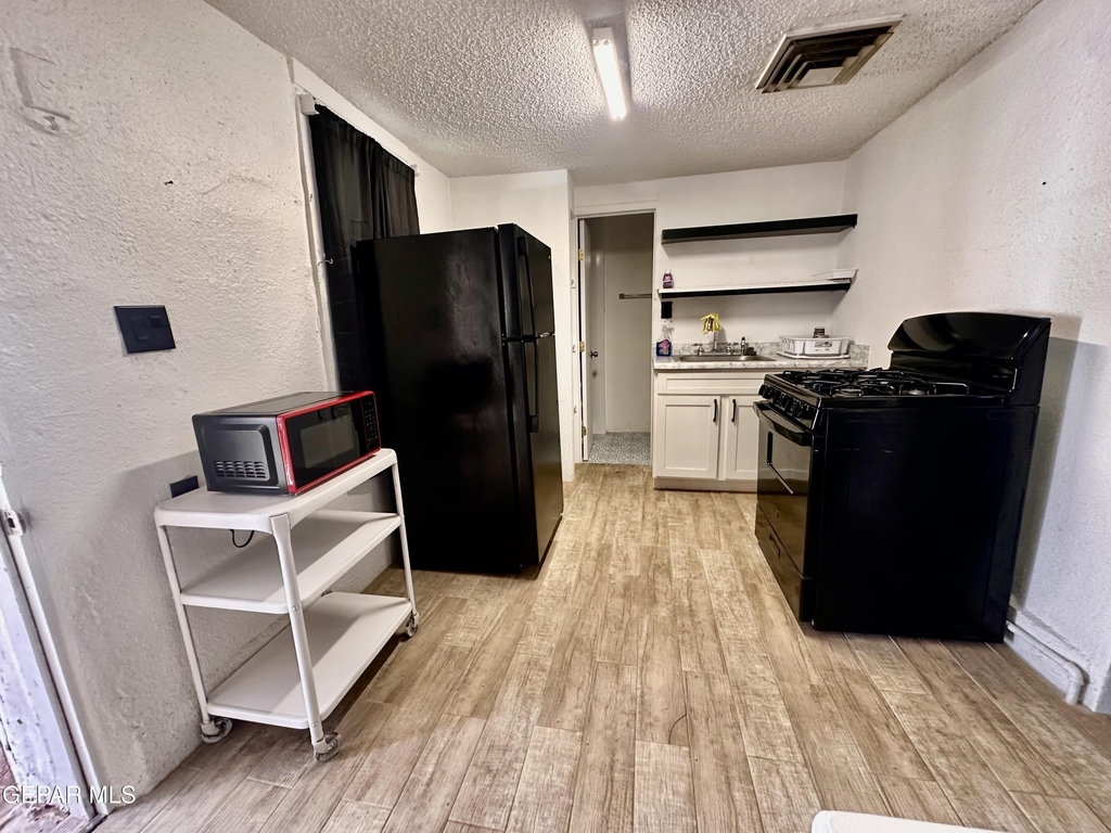 504 Cincinnati Avenue - Photo 3