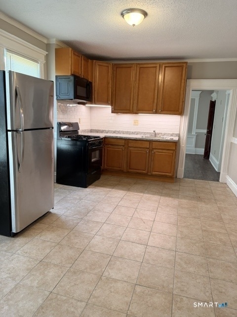 370 Maple Avenue - Photo 6