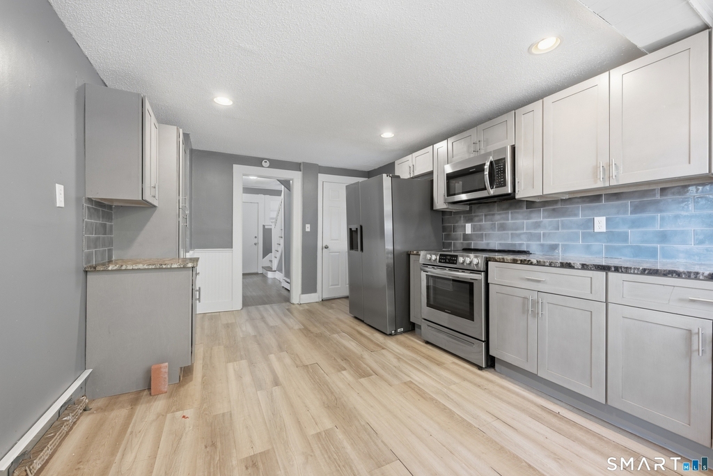 2 Oakland Avenue - Photo 8