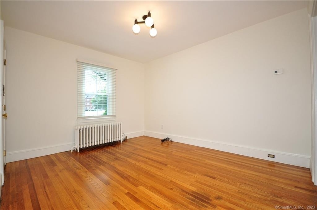 10 Poquonock Avenue - Photo 22