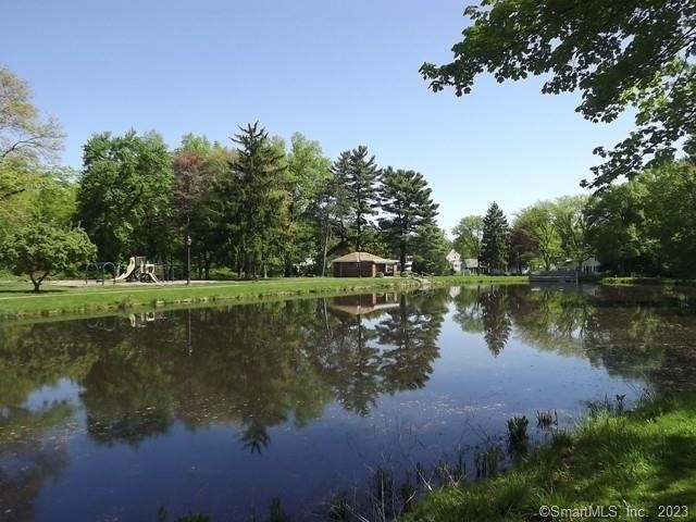 10 Poquonock Avenue - Photo 29